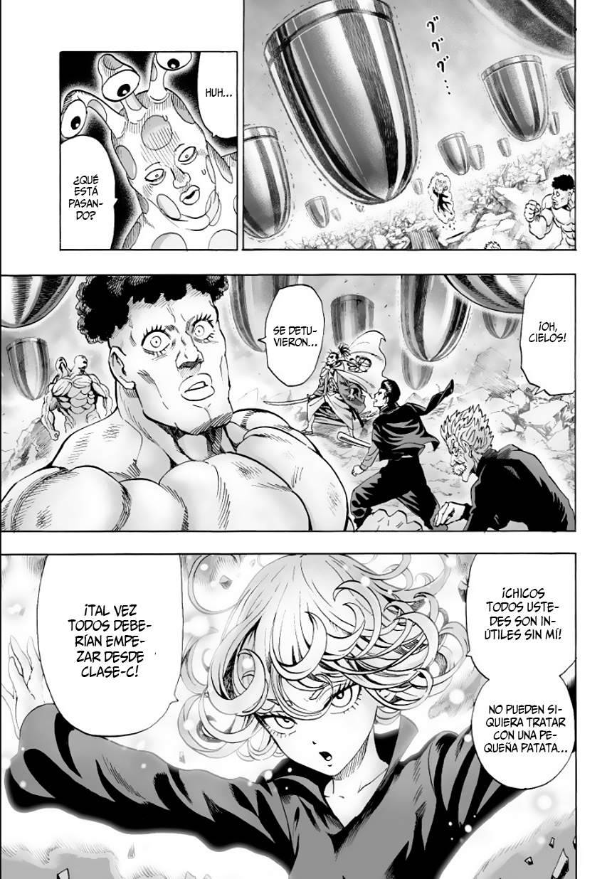 Read One Punch Man ES Manga Online
